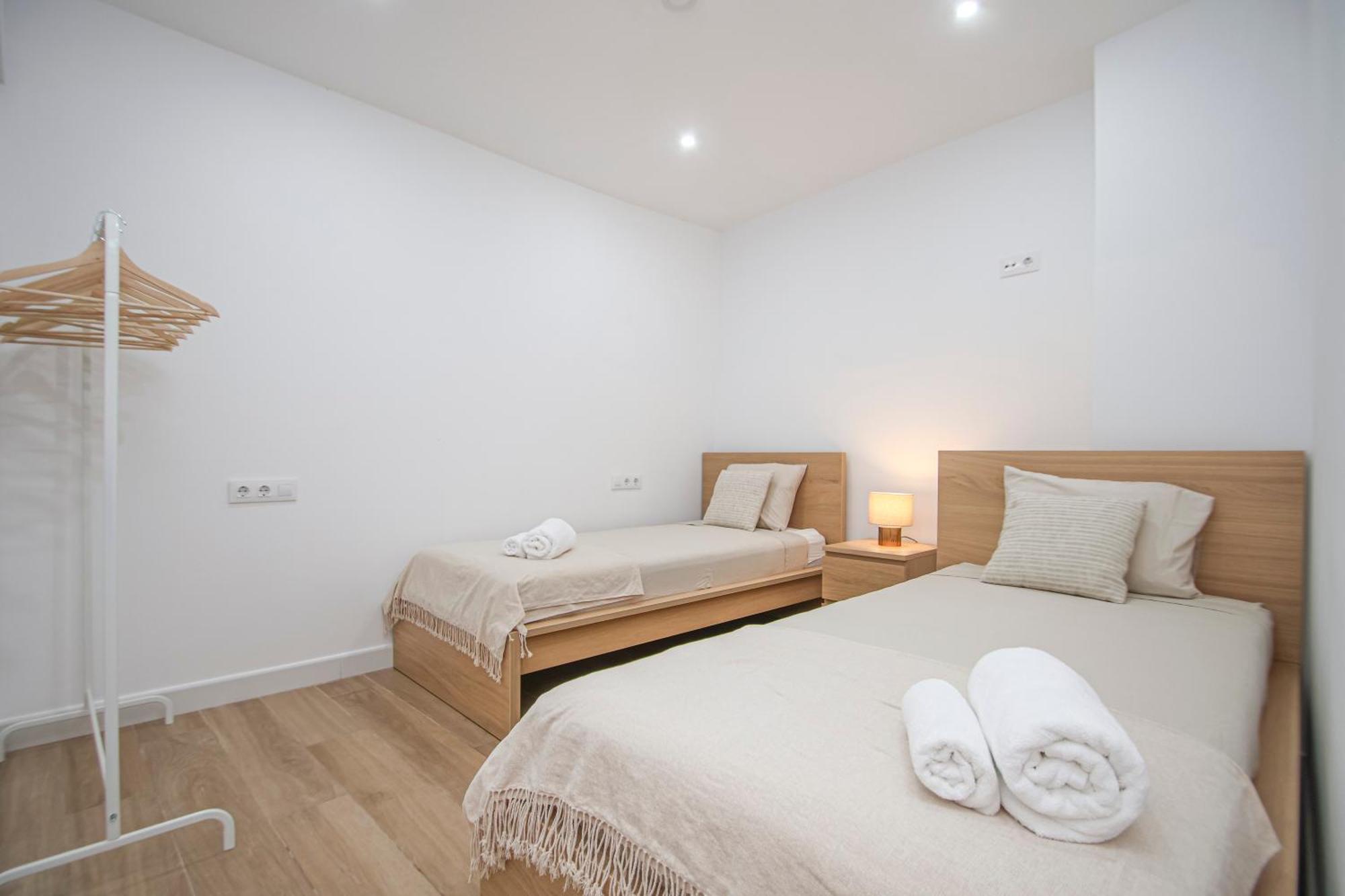 Luxurious & Spacious 4br Next To Cathedral
