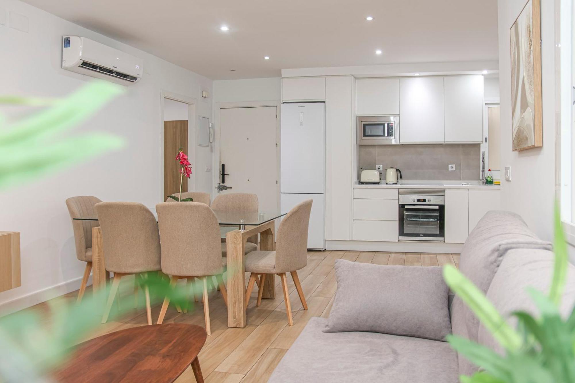 Luxurious & Spacious 4br Next To Cathedral Apartamento